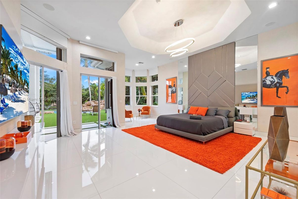Bedroom, Interior, Pendant Lights, Recessed Lighting