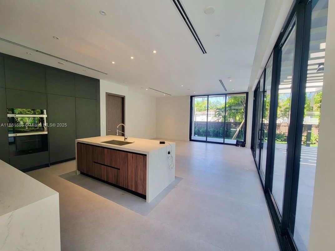 Interior, Kitchen, Recessed Lighting