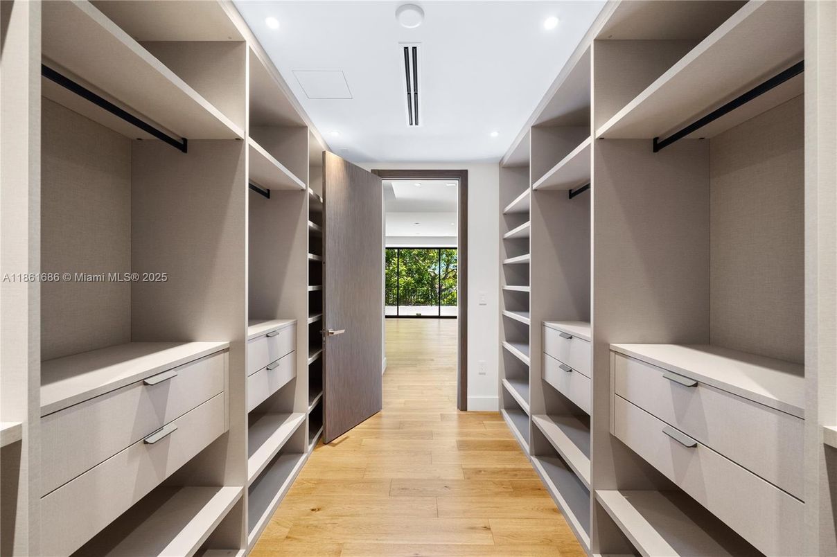 Interior, Recessed Lighting, Walk-in Closets, Wood Texture Flooring