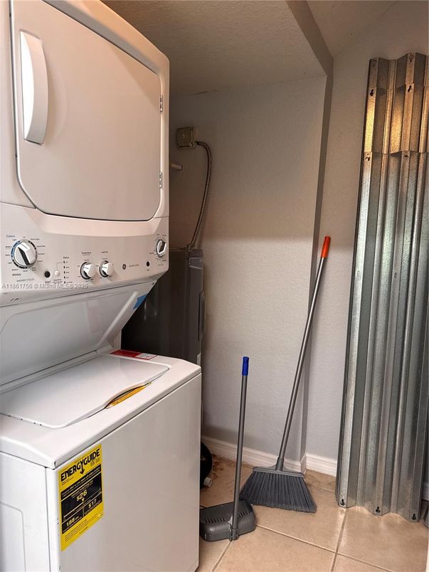 Interior, Utility Closets, Washer