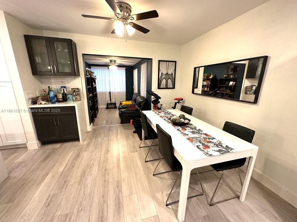 Dining room, Interior, Wood Texture Flooring