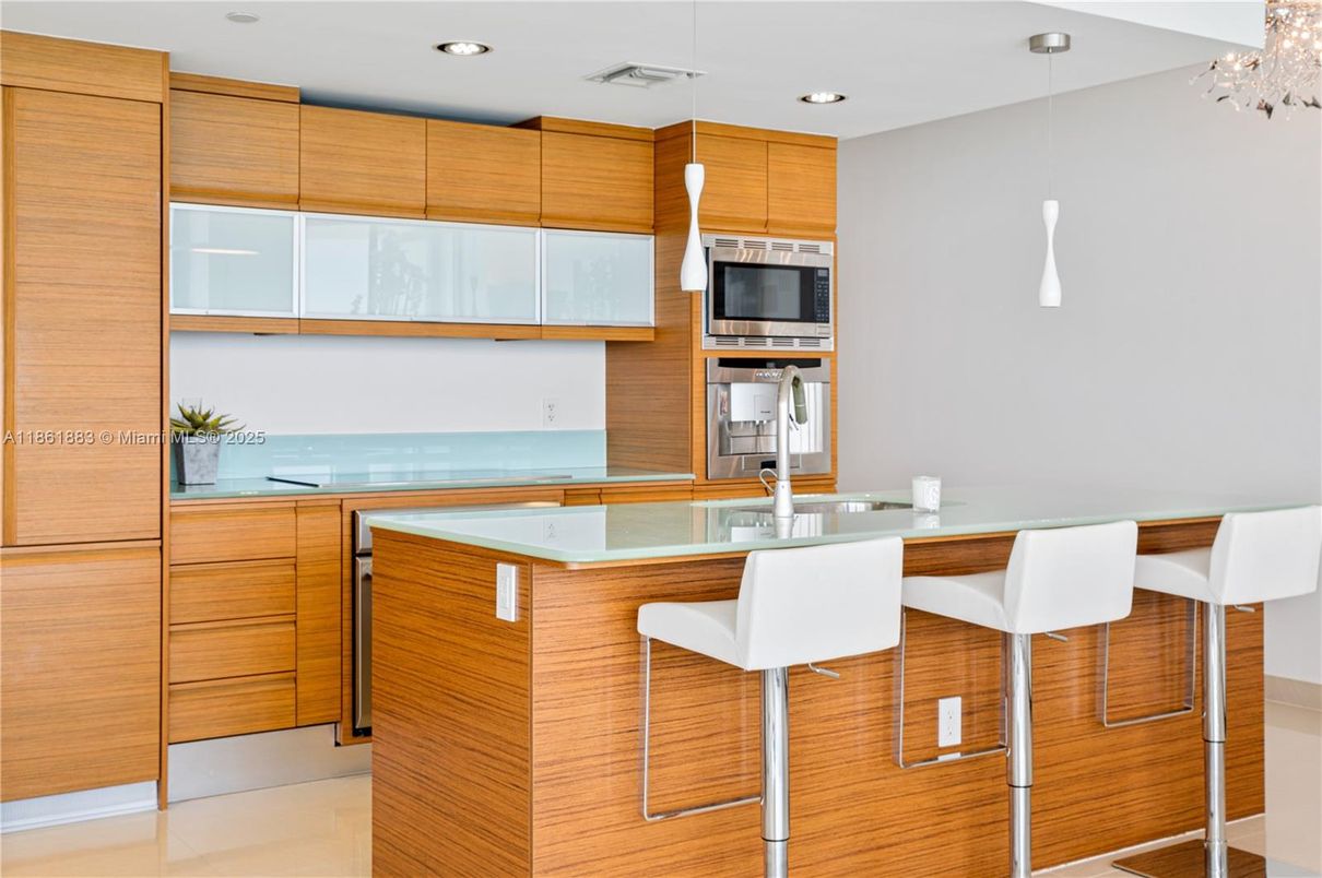 Interior, Kitchen, Pendant Lights, Recessed Lighting, Stainless Steel Appliances
