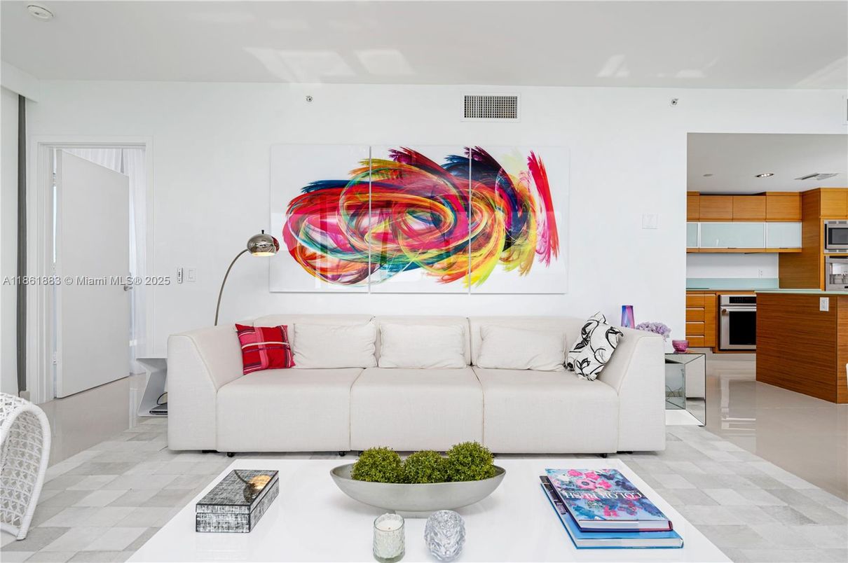 Interior, Kitchen, Living room, Recessed Lighting, Stainless Steel Appliances