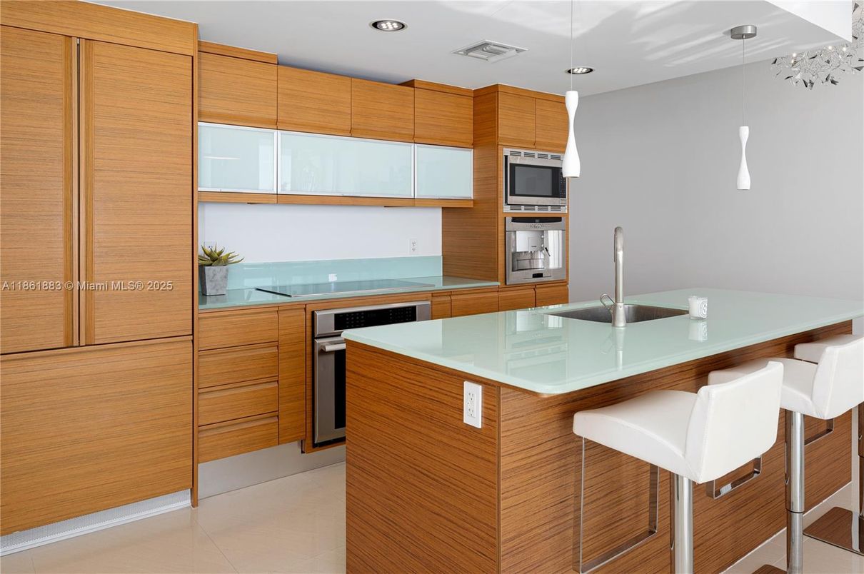 Interior, Kitchen, Pendant Lights, Recessed Lighting, Stainless Steel Appliances
