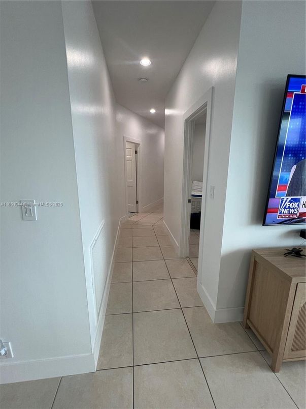 Interior, Recessed Lighting