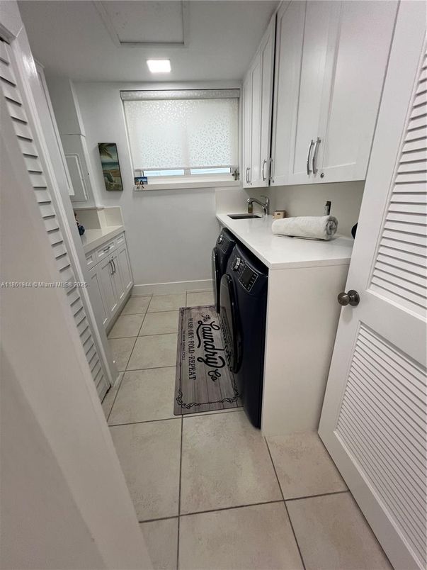 Interior, Recessed Lighting, Washer