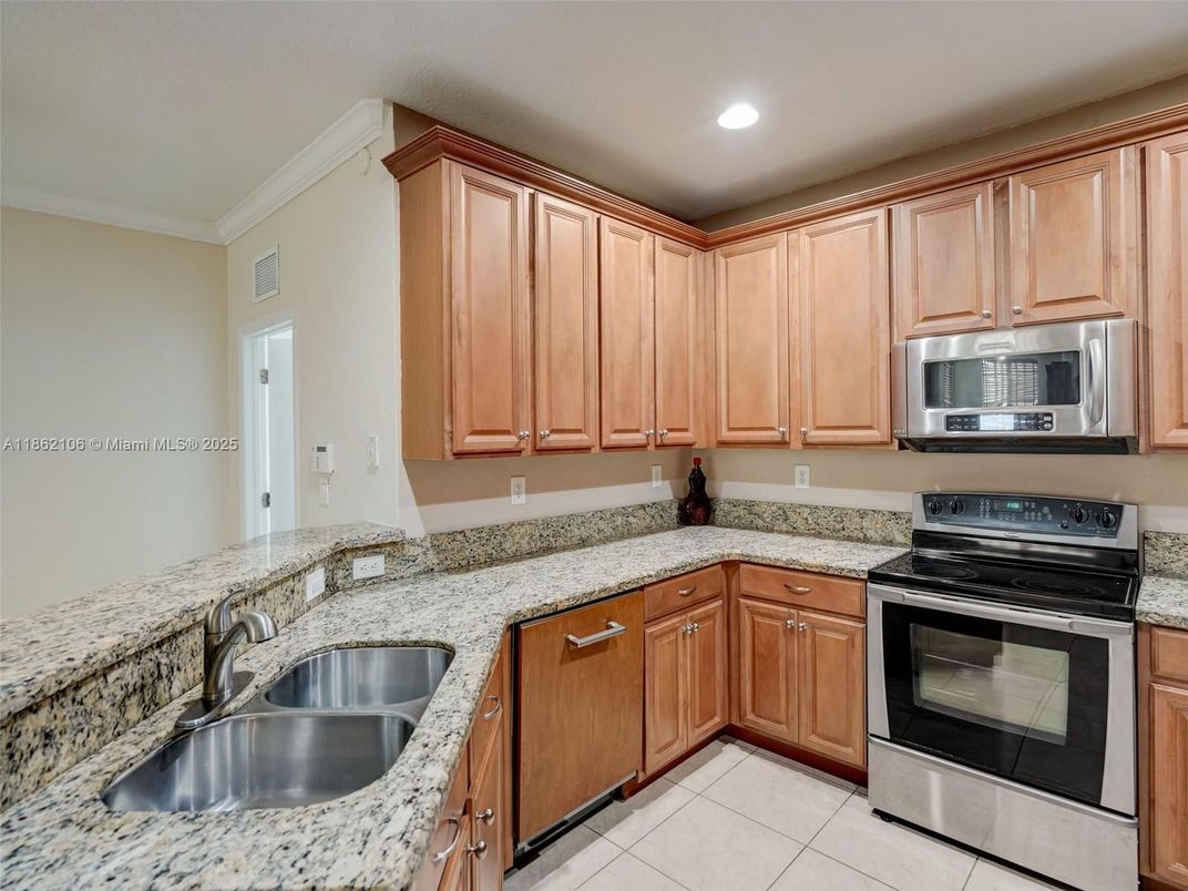 Interior, Kitchen, Recessed Lighting