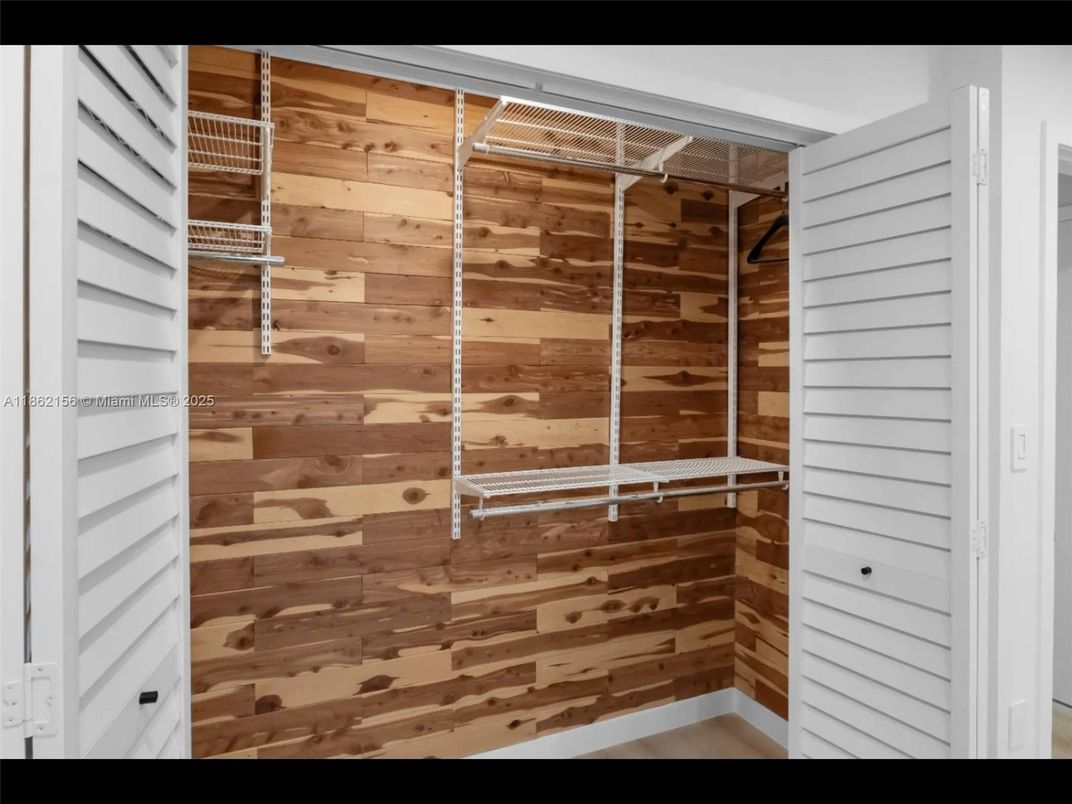 Interior, Wooden Walls