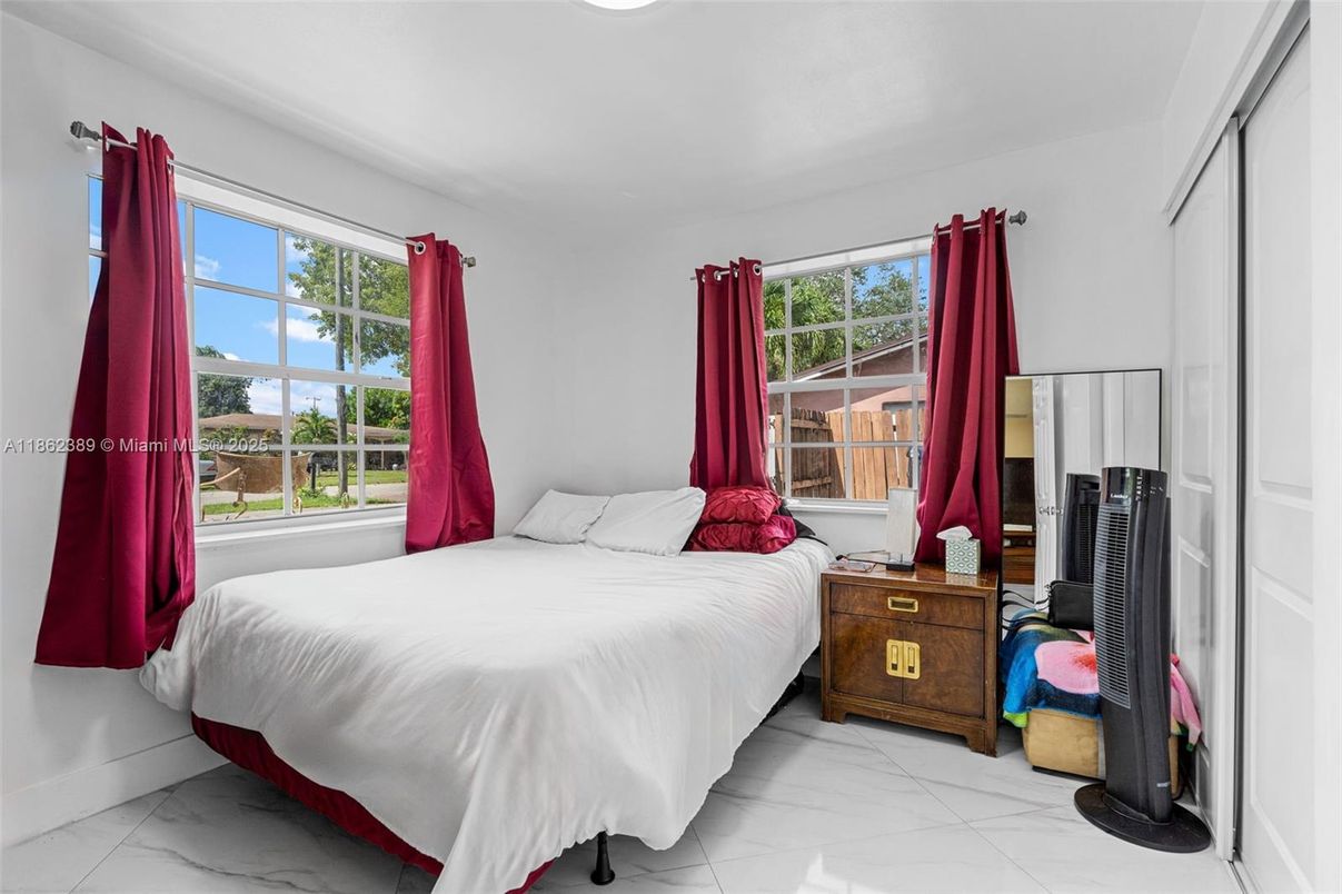 Bedroom, Interior, Marble