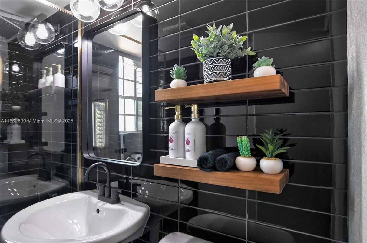 Bathroom, Interior