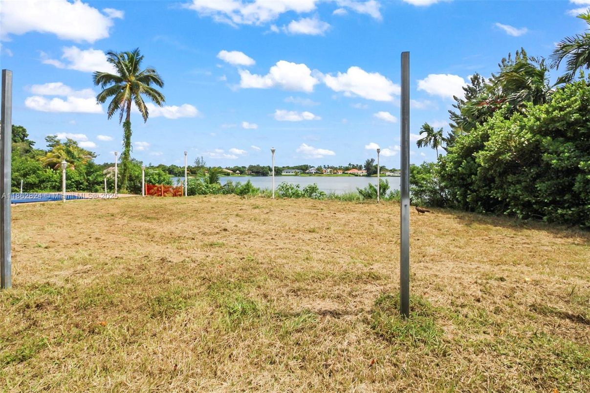 Backyard, Exterior, Water