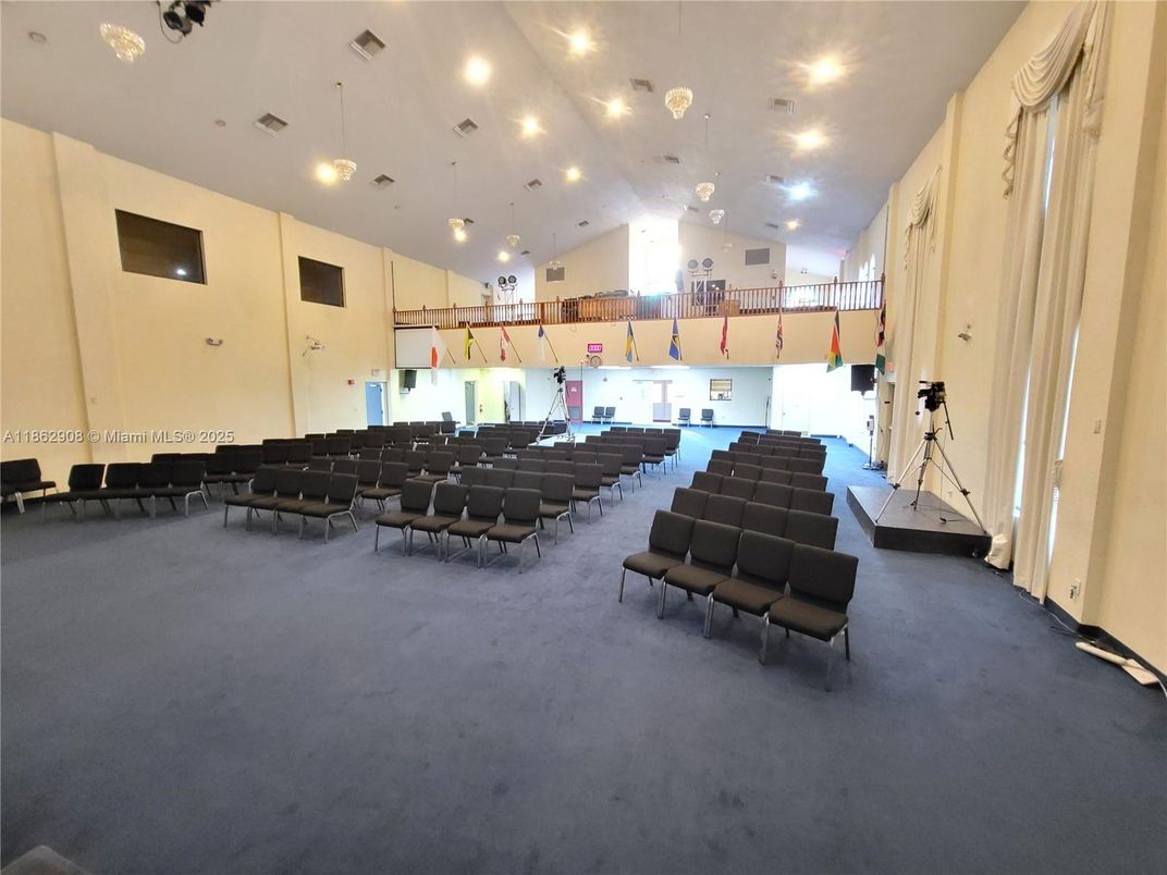 Interior, Pendant Lights, Recessed Lighting