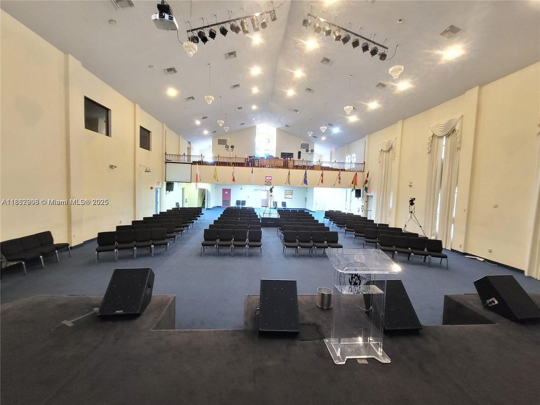 Interior, Pendant Lights, Recessed Lighting