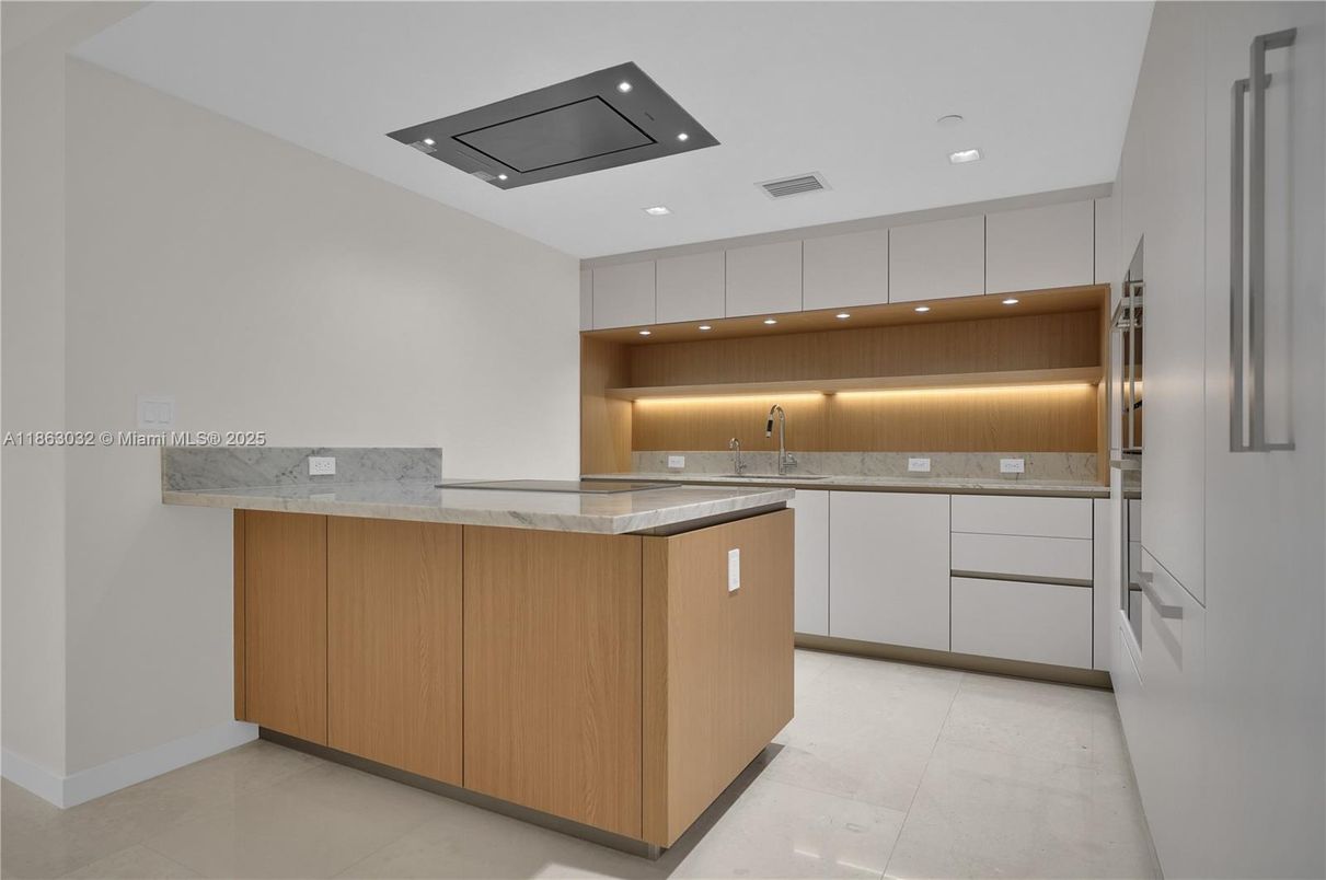 Interior, Kitchen, Recessed Lighting