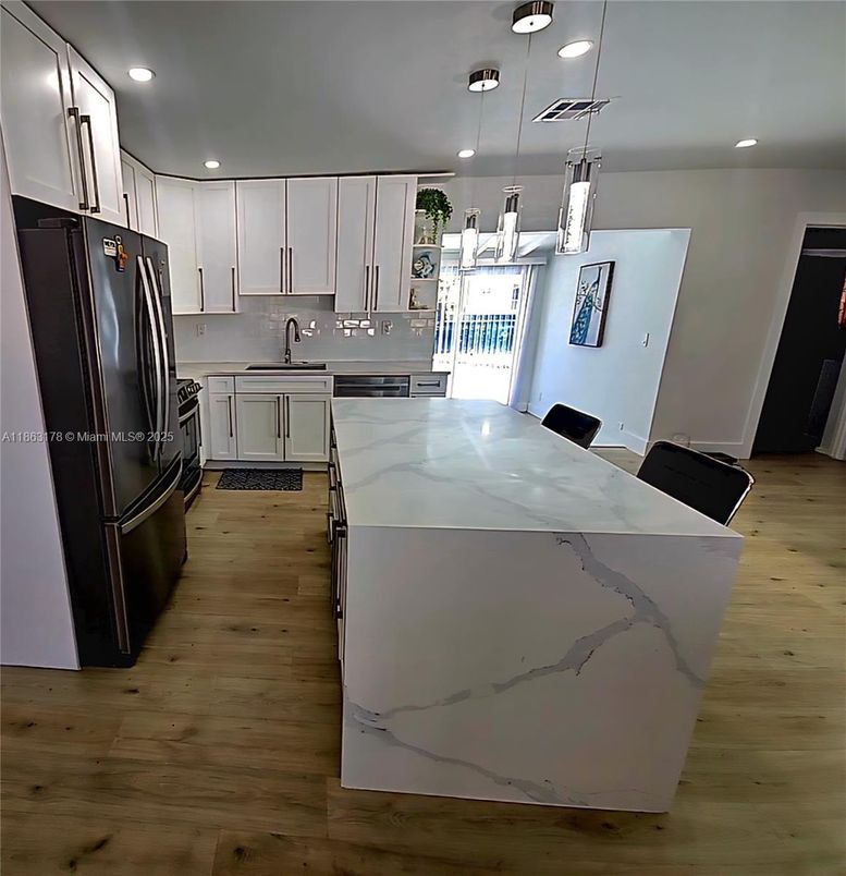 Interior, Kitchen, Pendant Lights, Recessed Lighting, Wood Texture Flooring