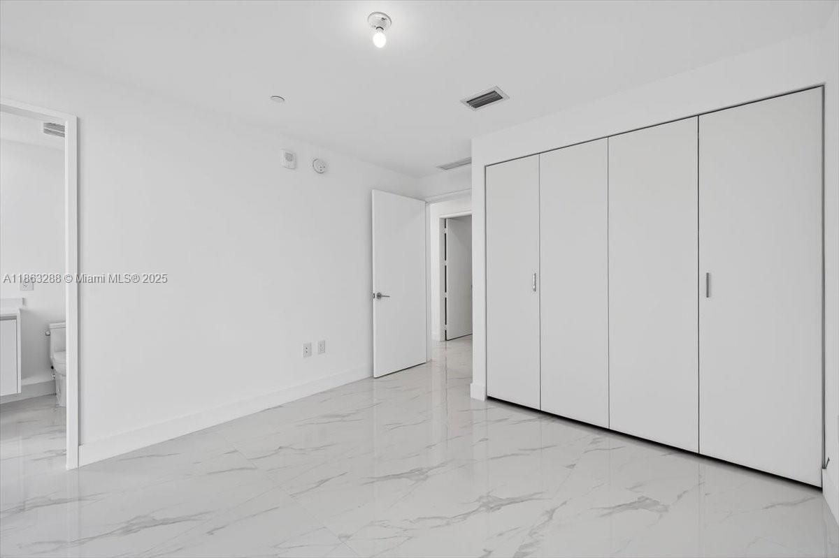 Empty room, Interior, Marble