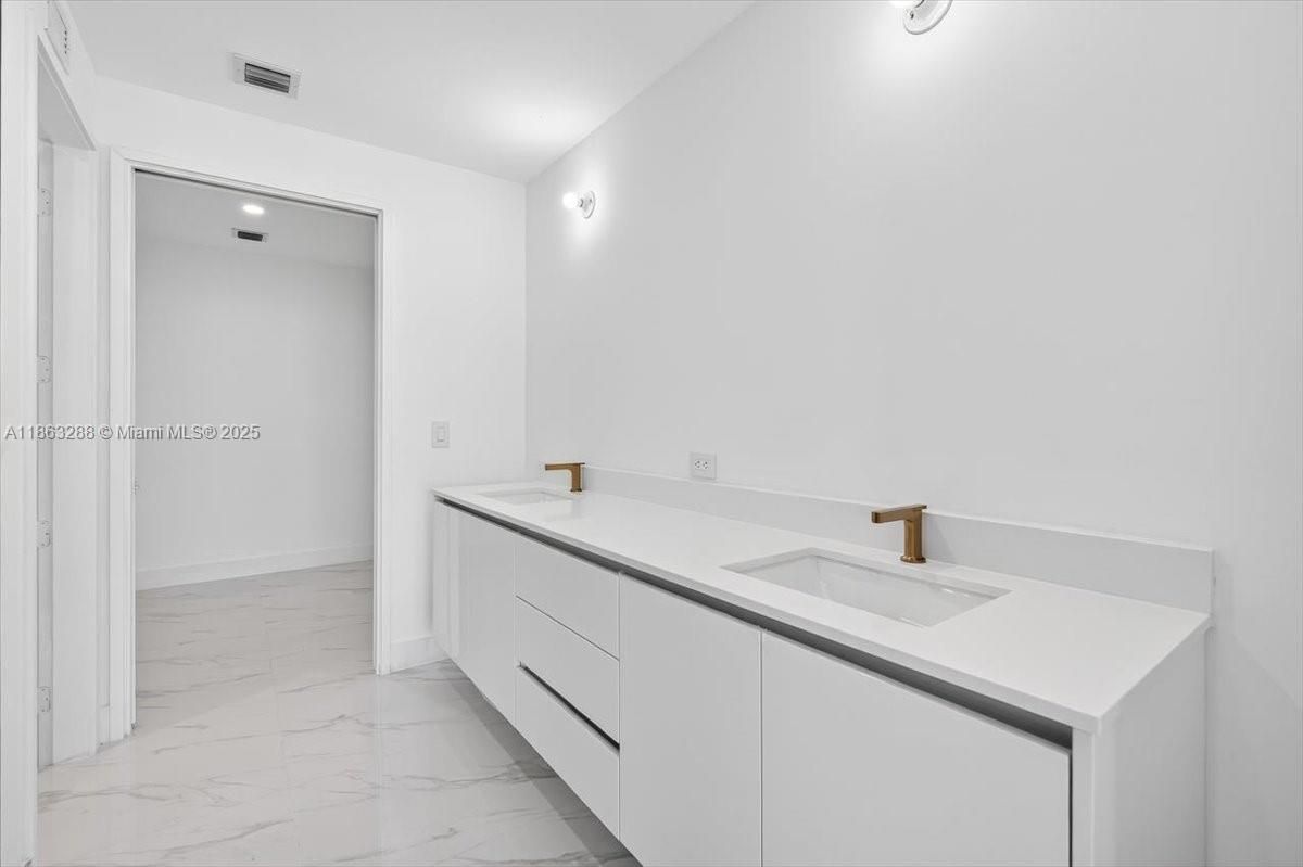 Bathroom, Dual Sink Vanities, Interior, Marble, Recessed Lighting
