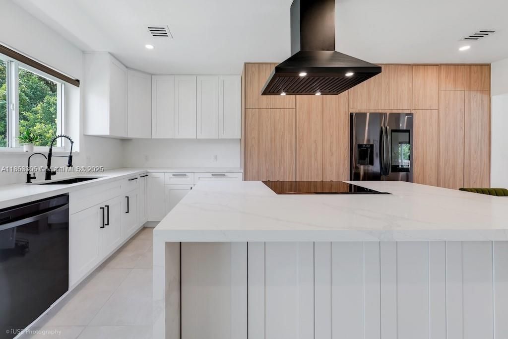 Interior, Kitchen, Recessed Lighting