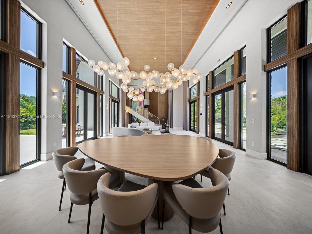 Dining room, Interior, Pendant Lights