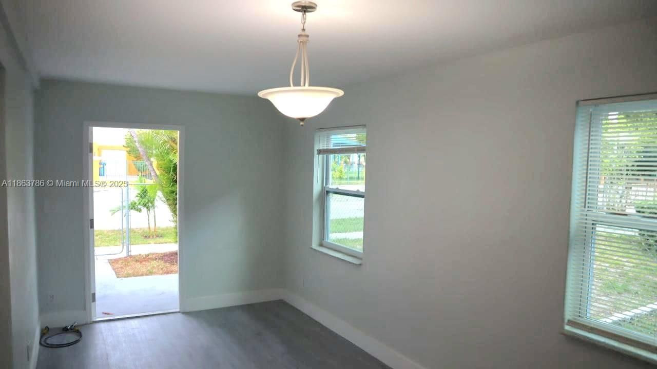 Empty room, Interior, Pendant Lights, Wood Texture Flooring