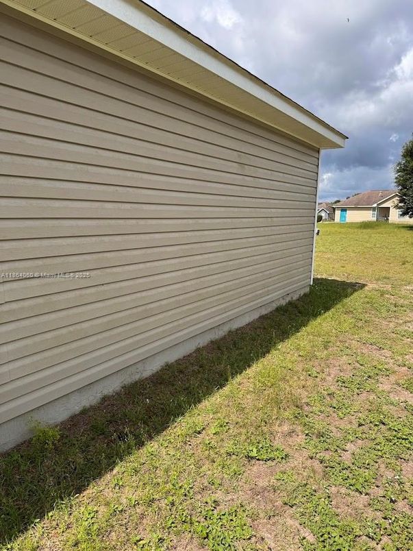 Backyard, Exterior