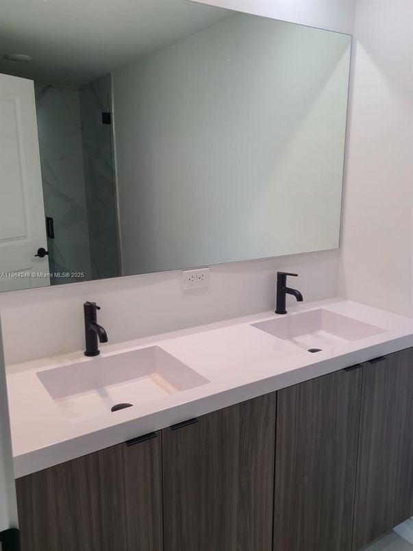 Bathroom, Dual Sink Vanities, Interior, Marble Walls