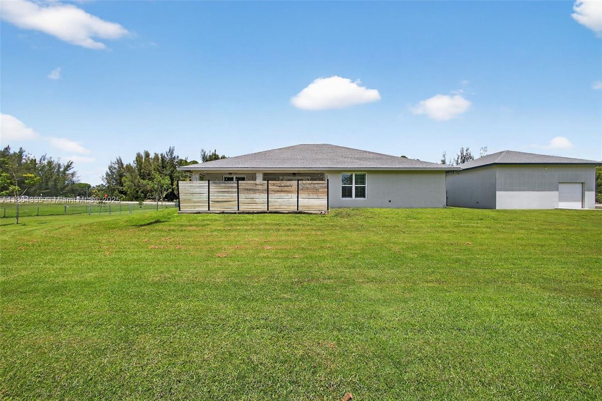 Backyard, Detached Garage, Exterior