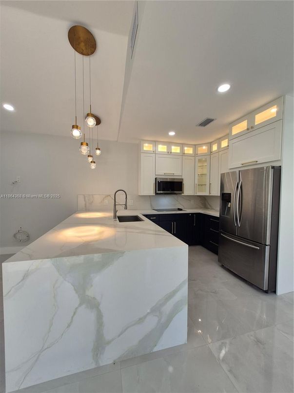 Interior, Kitchen, Pendant Lights, Recessed Lighting