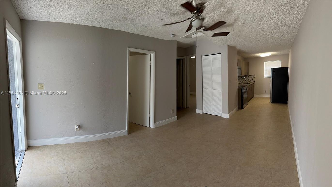 Empty room, Interior, Kitchen