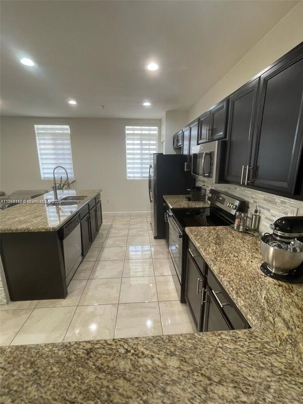 Interior, Kitchen, Recessed Lighting