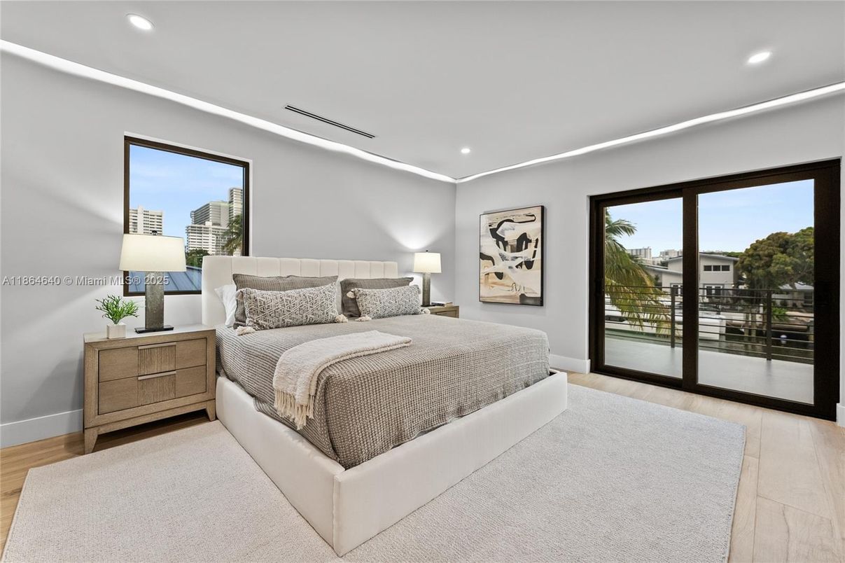 Bedroom, Interior, Recessed Lighting, Wood Texture Flooring