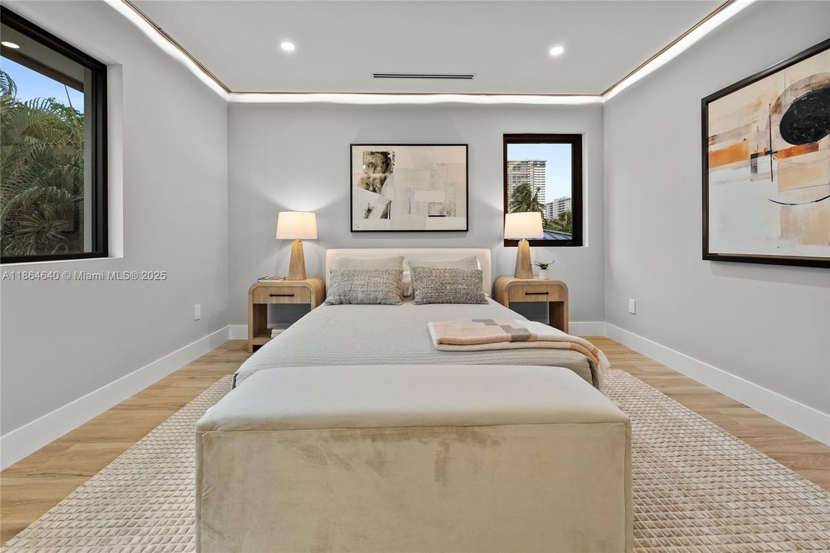 Bedroom, Interior, Recessed Lighting, Wood Texture Flooring