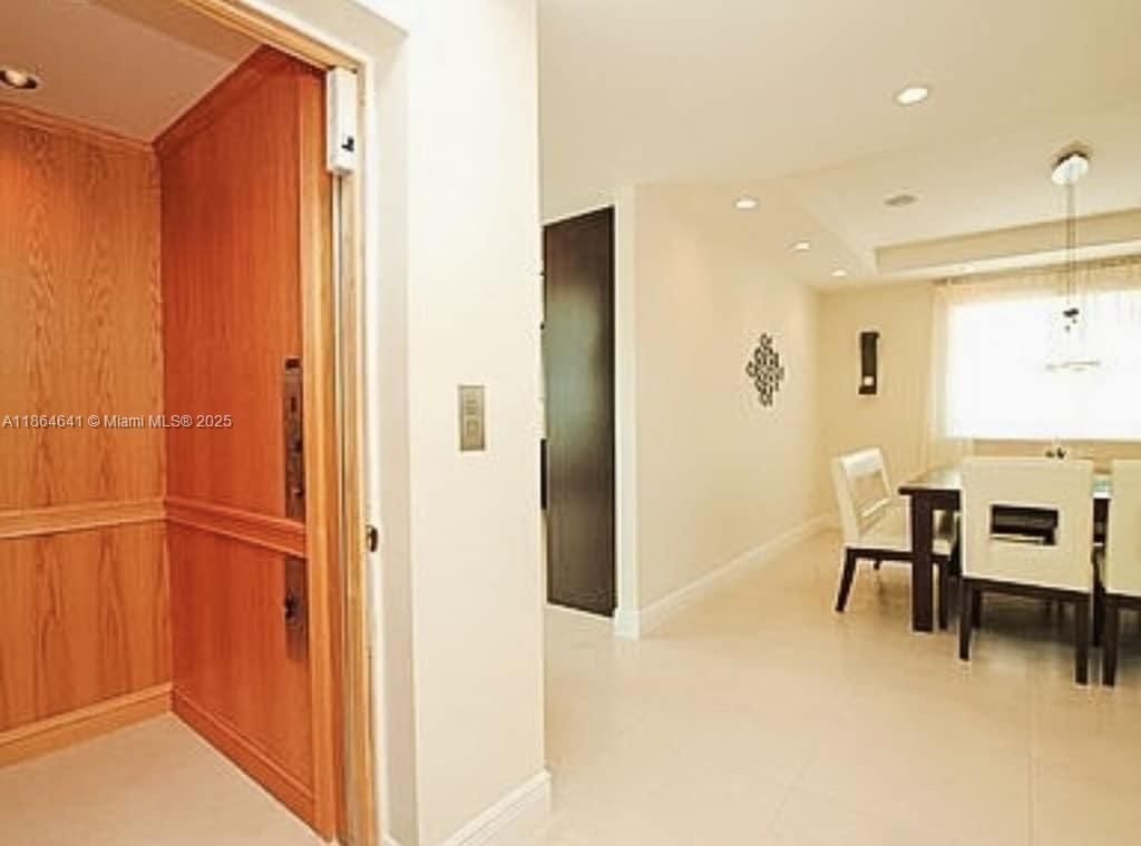 Dining room, Elevator, Interior, Pendant Lights, Recessed Lighting, Wooden Walls