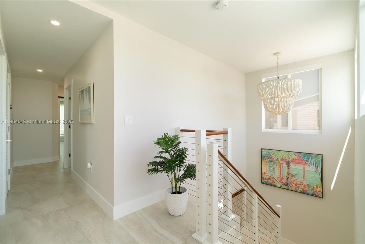 Chandelier, Interior, Recessed Lighting