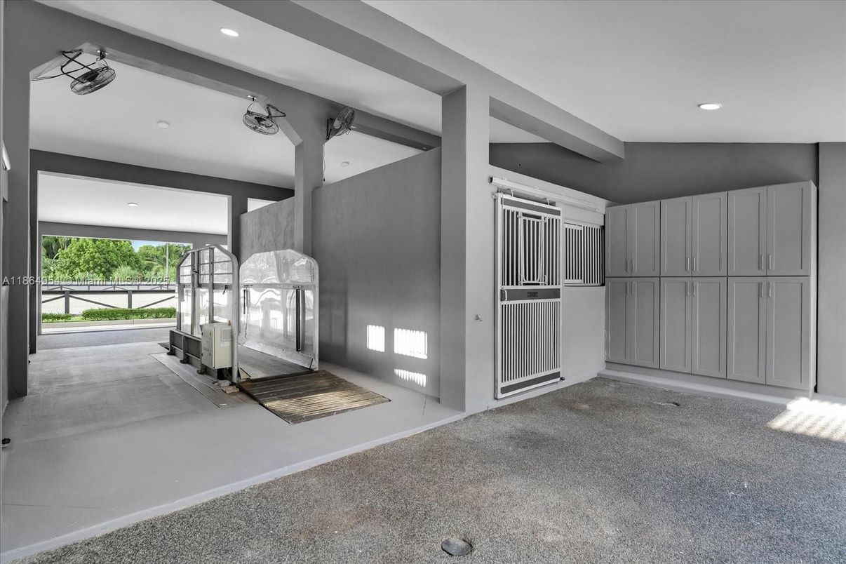 Interior, Recessed Lighting