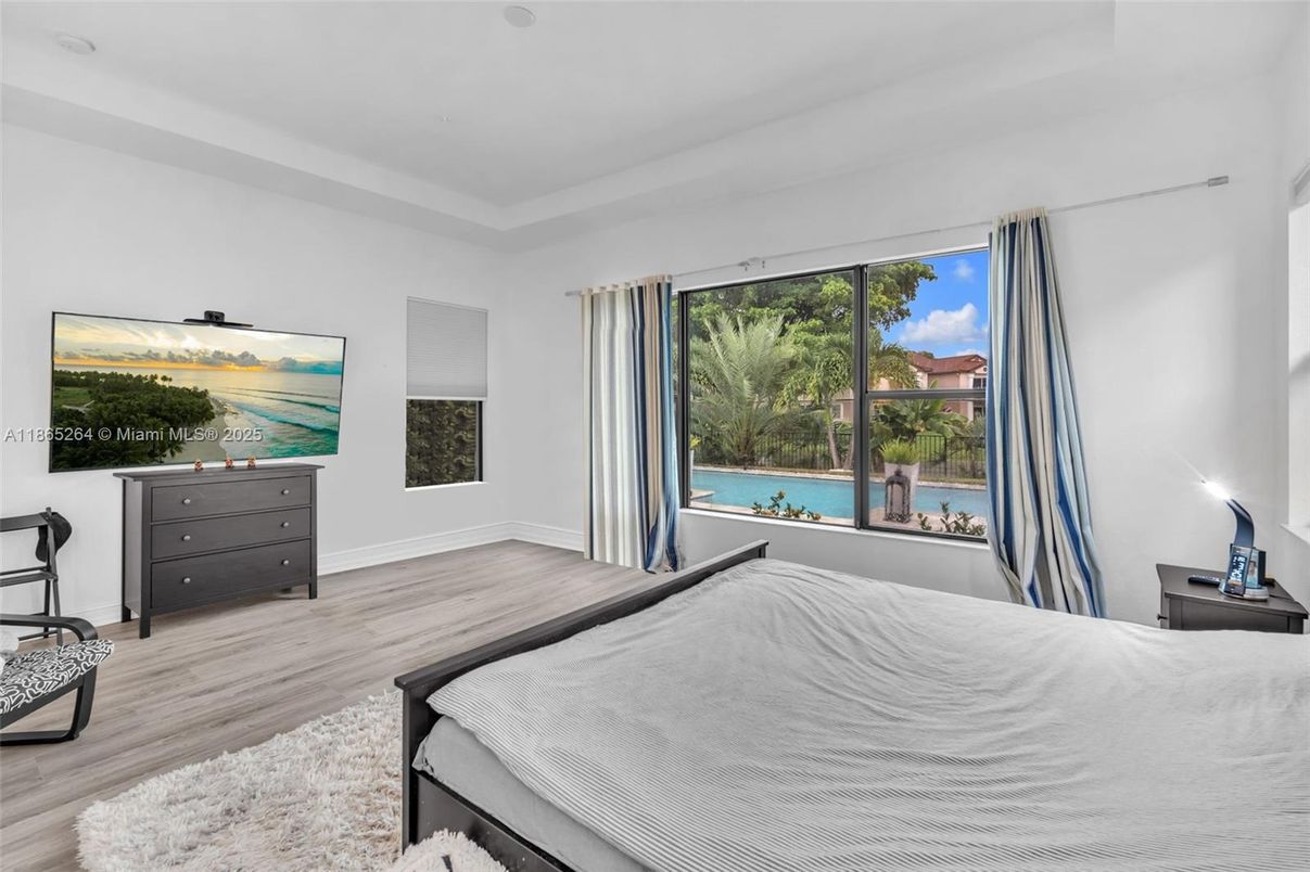 Bedroom, Interior, Water, Wood Texture Flooring