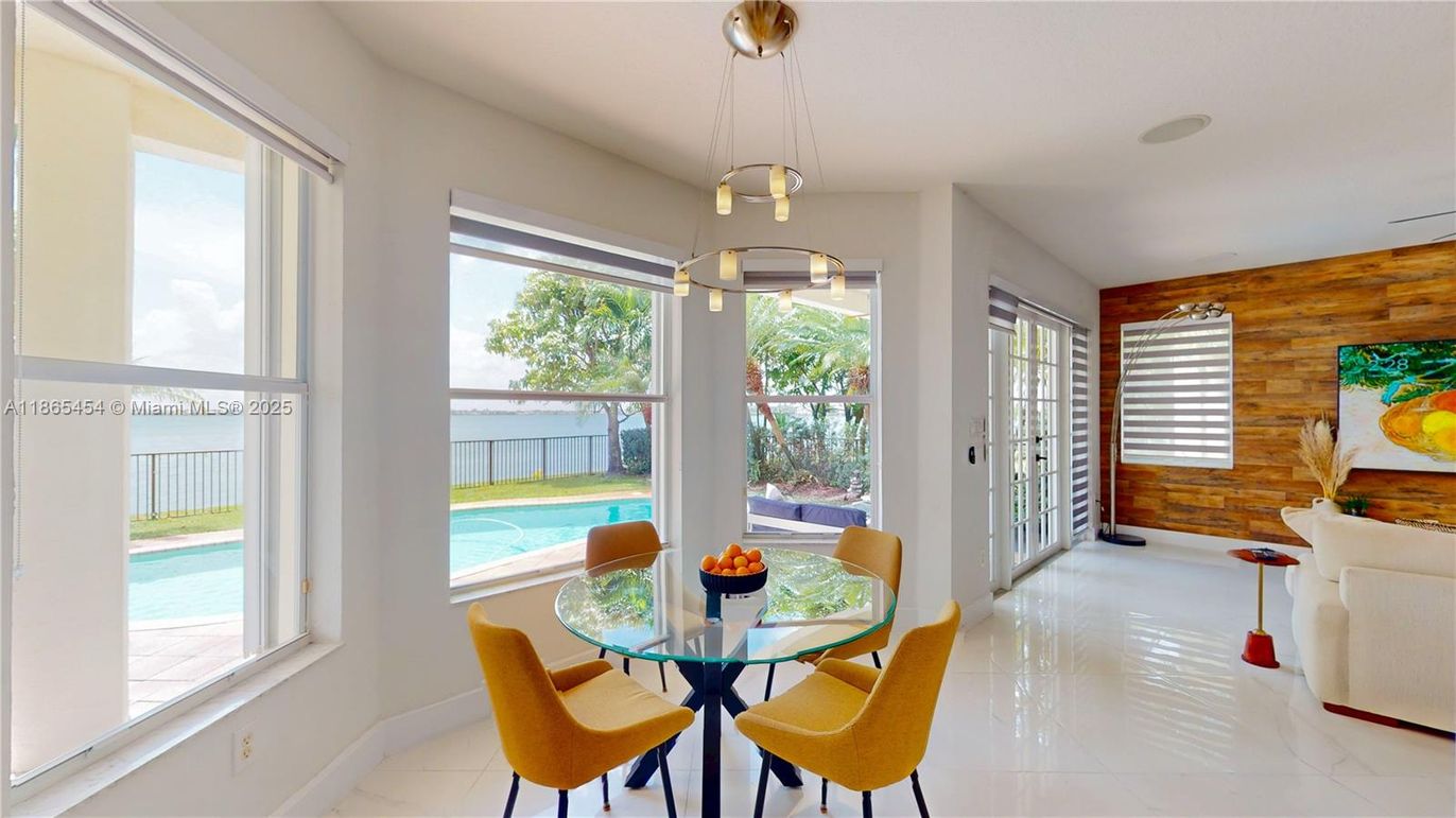 Dining room, Interior, Pendant Lights, Wooden Walls
