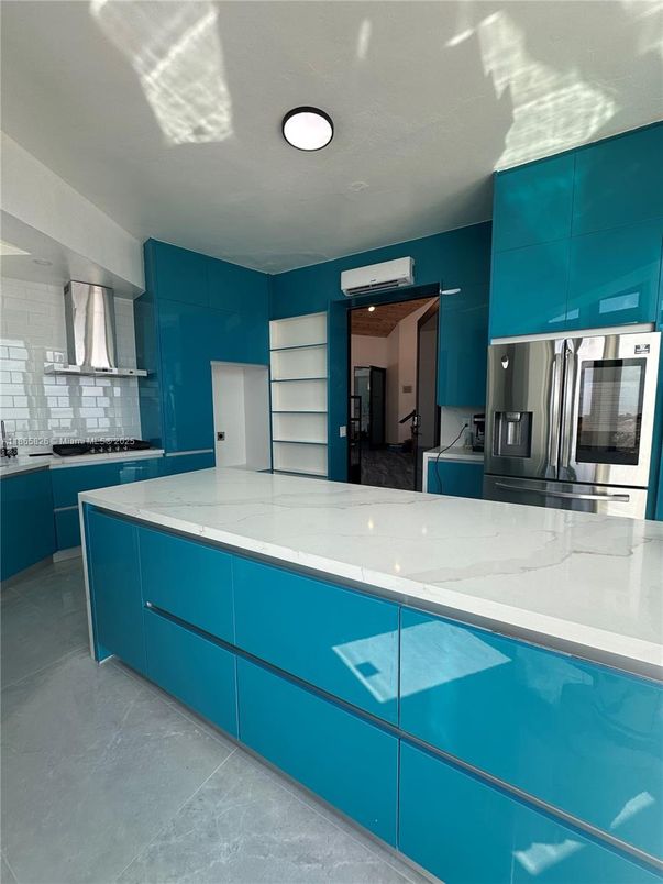 Interior, Kitchen, Recessed Lighting