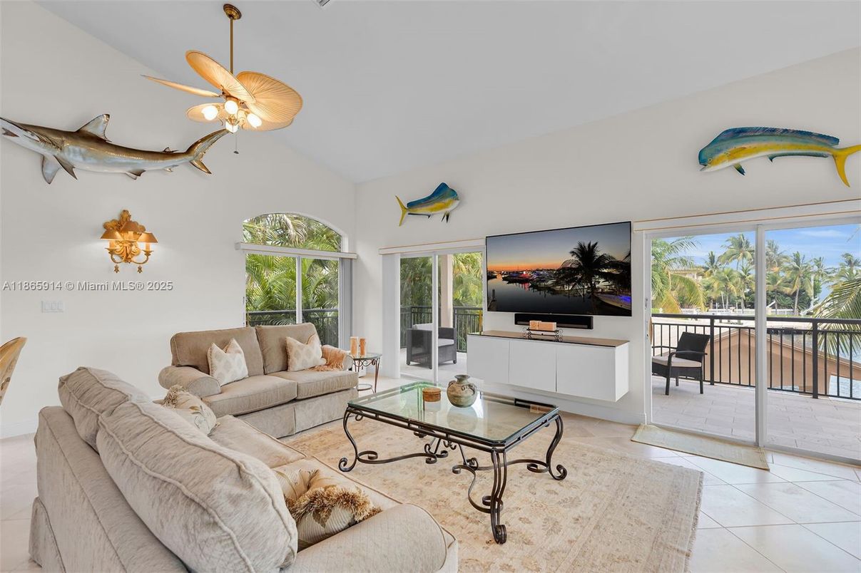 Interior, Living room