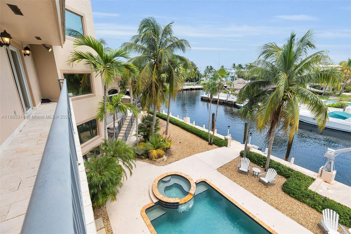 Water, Exterior, Pool, Other