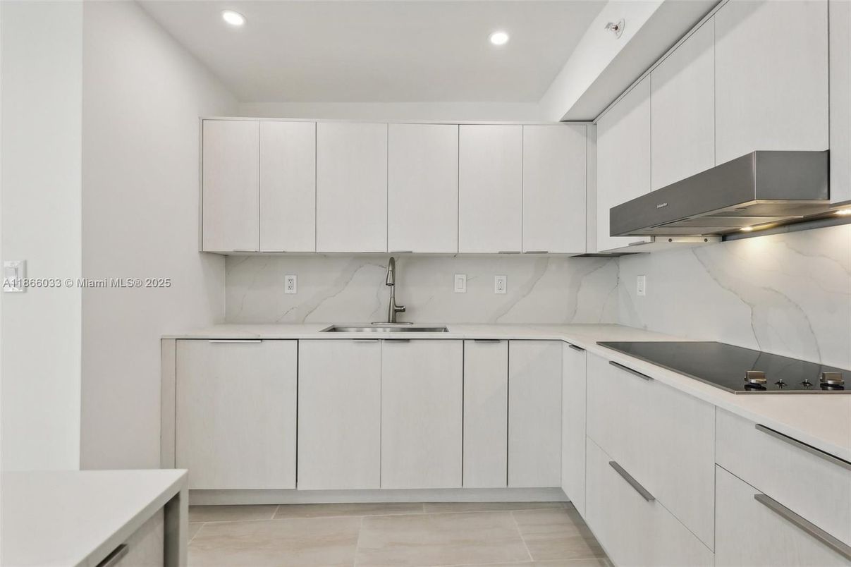 Interior, Kitchen, Marble Walls, Recessed Lighting