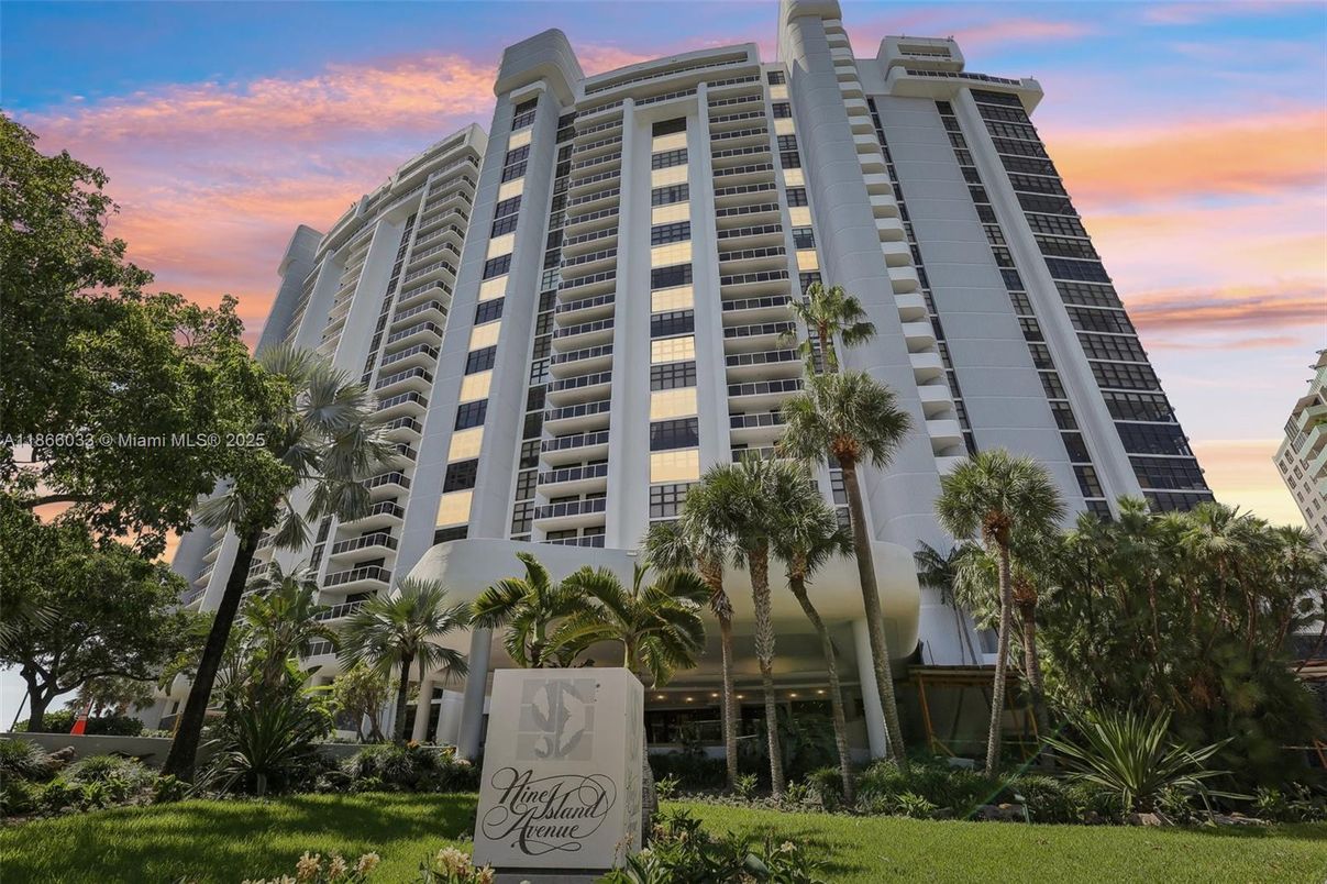 Exterior, Facade, Condo Building