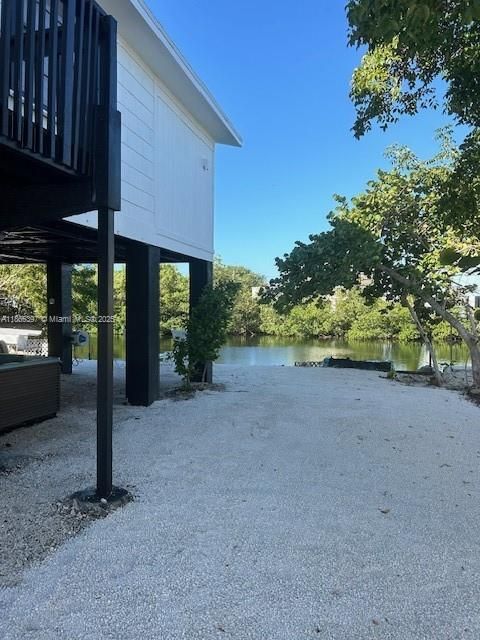 Exterior, Water