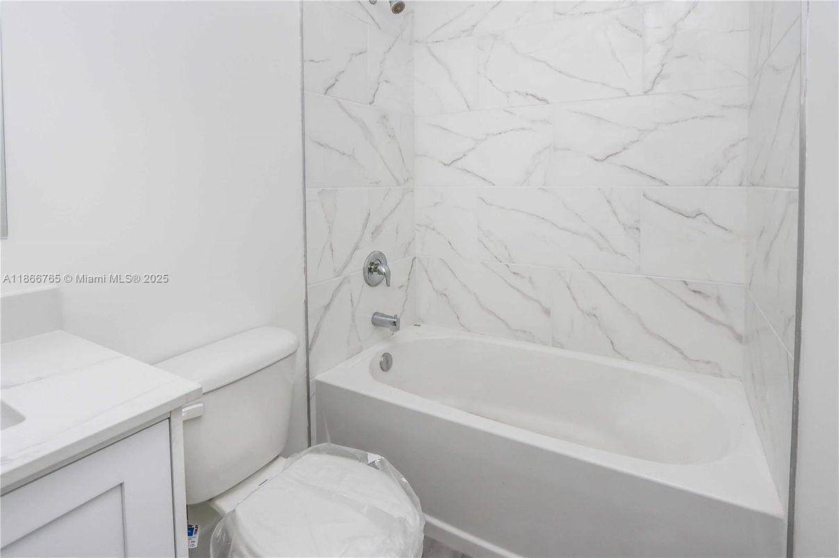 Bathroom, Interior, Marble Walls