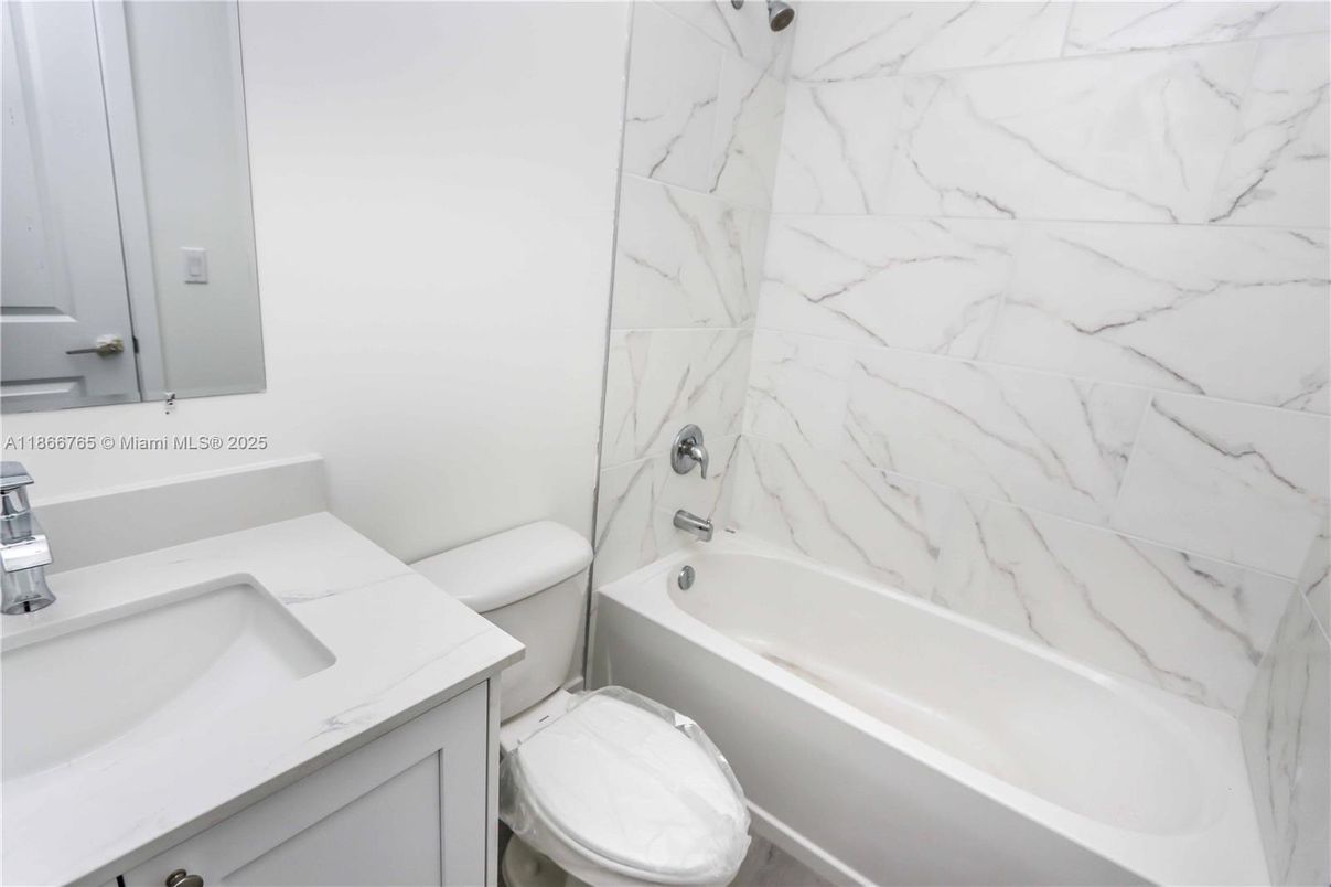 Bathroom, Interior, Marble Walls