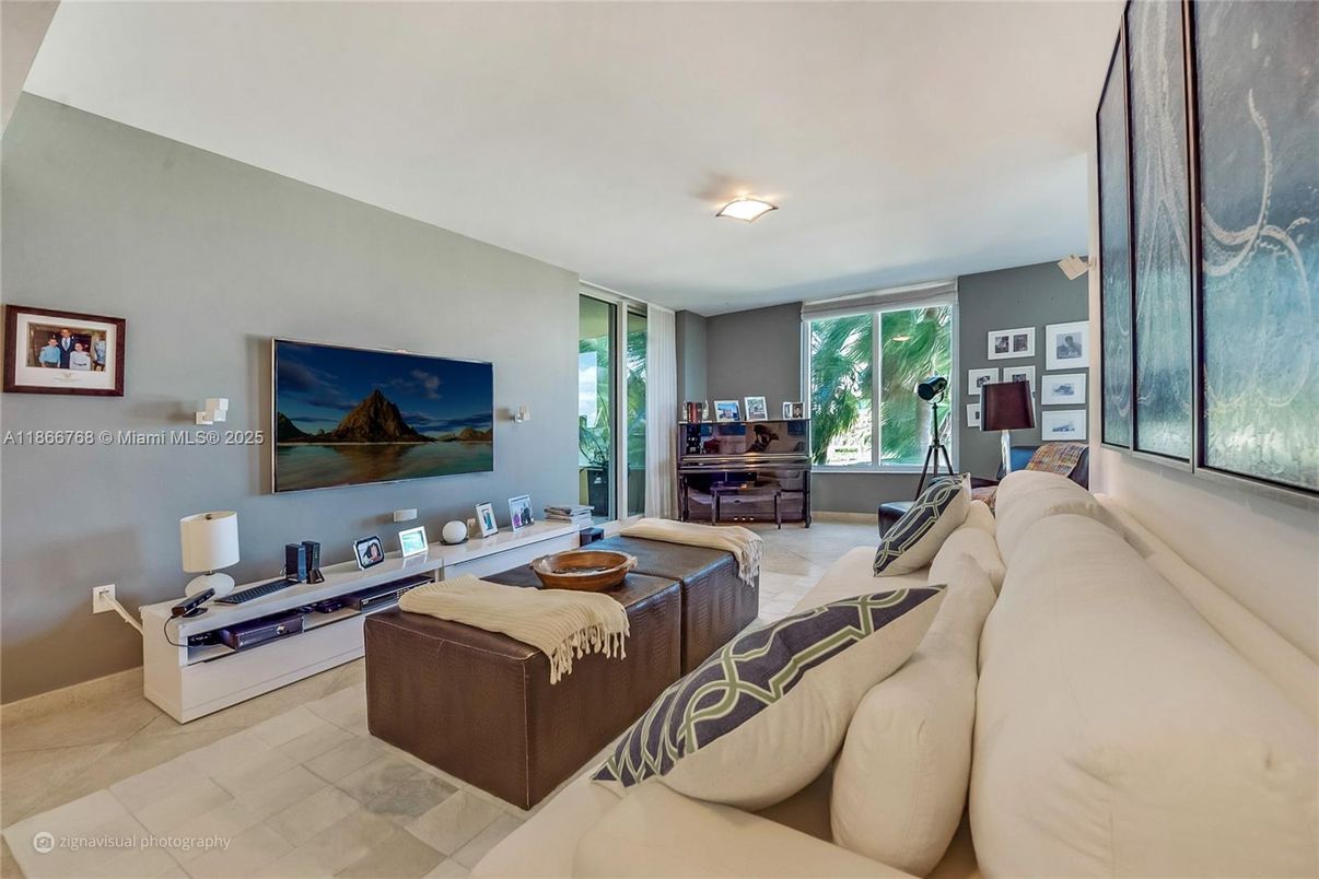 Interior, Living room