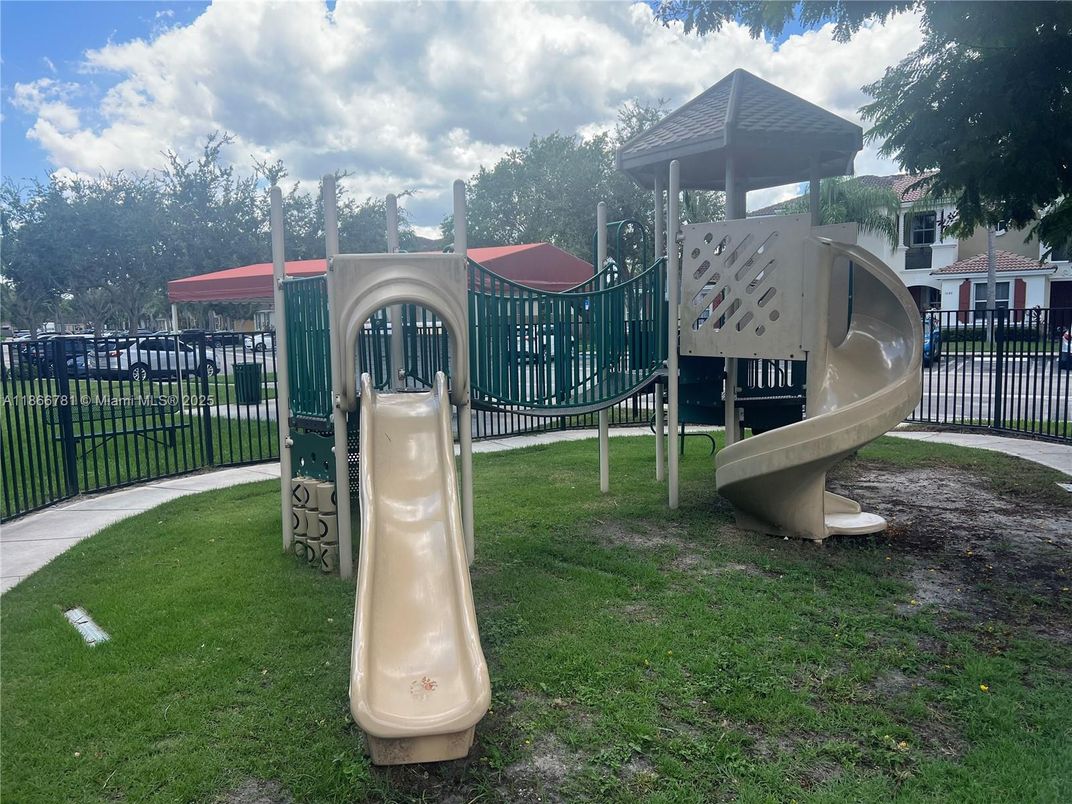 Backyard, Exterior, Playground