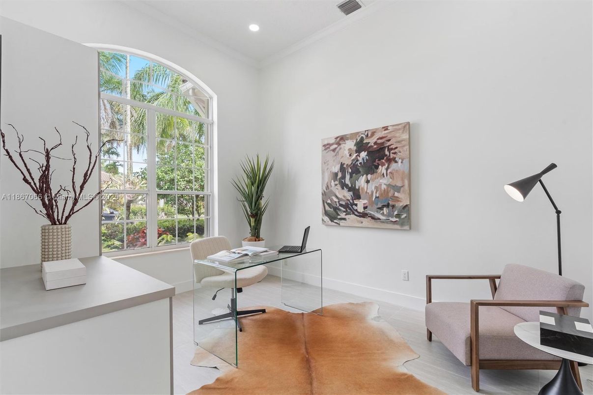 Home Office, Interior, Recessed Lighting, Wood Texture Flooring