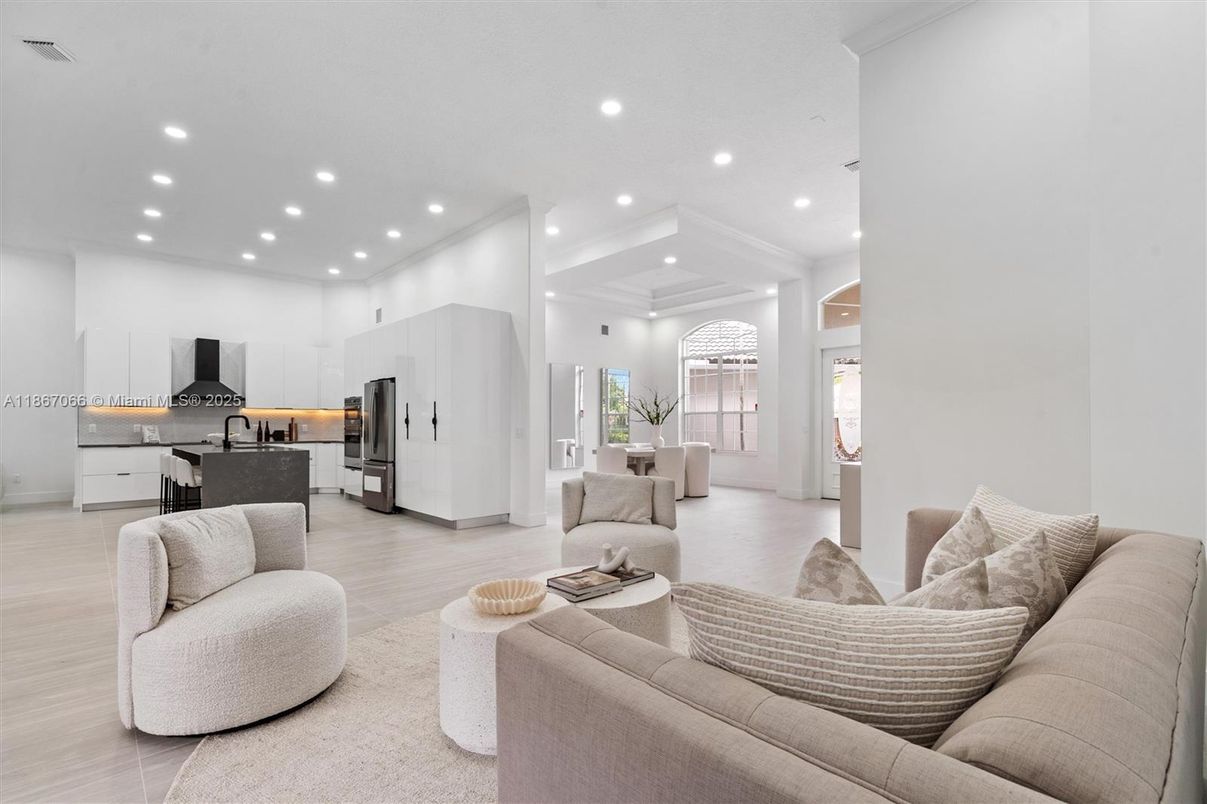 Interior, Kitchen, Living room, Recessed Lighting