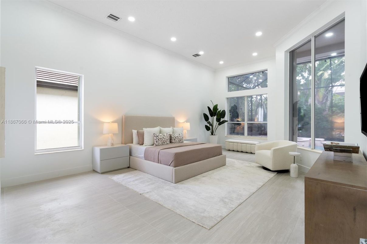 Bedroom, Interior, Recessed Lighting